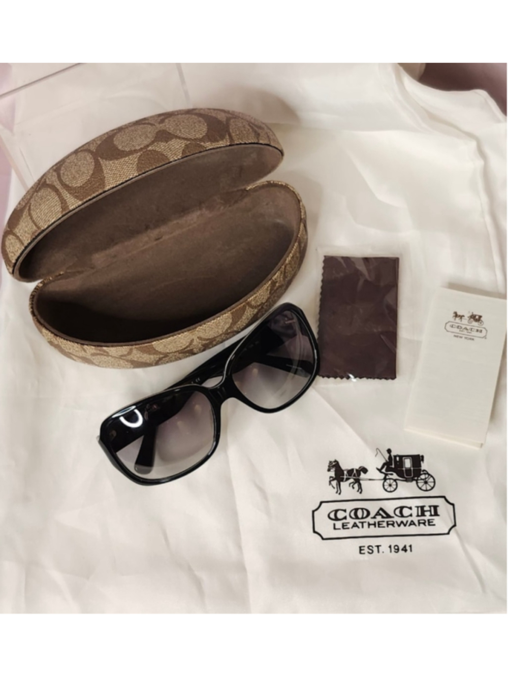 Coach Sunglasses HC 8031 (L907 Tasha) Black with Signature Case